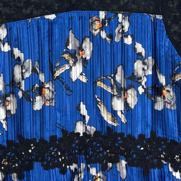 FOXIE DOX CARMELLA BLUE FLORAL PLEATED LACE MINI DRESS - Picture 11 of 14